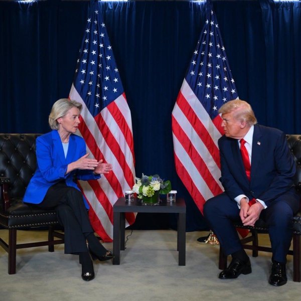 汇丰配资 特朗普与冯德莱恩举行会晤，讨论俄乌冲突及中东问题