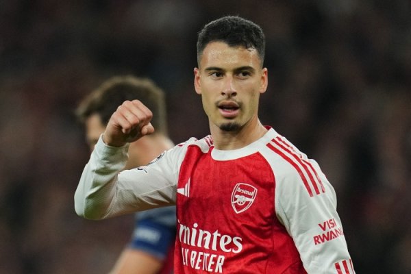 龙辉优配 马丁内利: 我们想在本赛季拿冠军, 登顶容易但要留在那很难